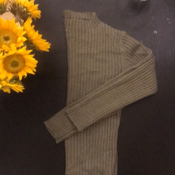 Ca va de soi mock turtleneck sweater - Picture 2 of 3